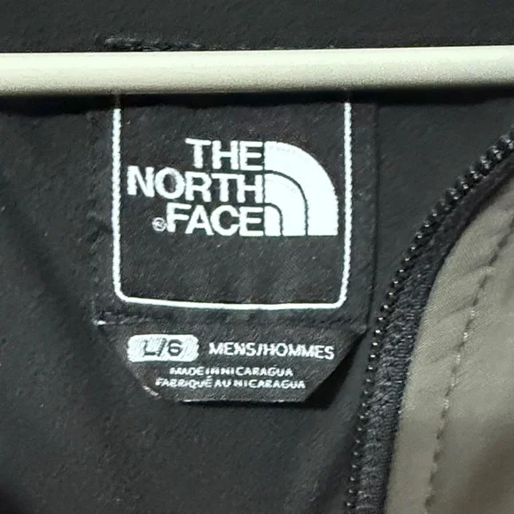 The North Face Men's Performance Jacket in Forest Green - Picture 3 of 4